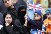 نژادپرستی, تبعیض و اسلام هراسی، مانع اصلی بر سر راه موفقیت شغلی جوانان در انگلستان