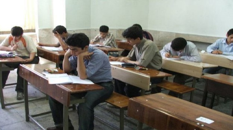 آیا وجود بیست نوع مدرسه در ایران نشانه تبعیض است؟