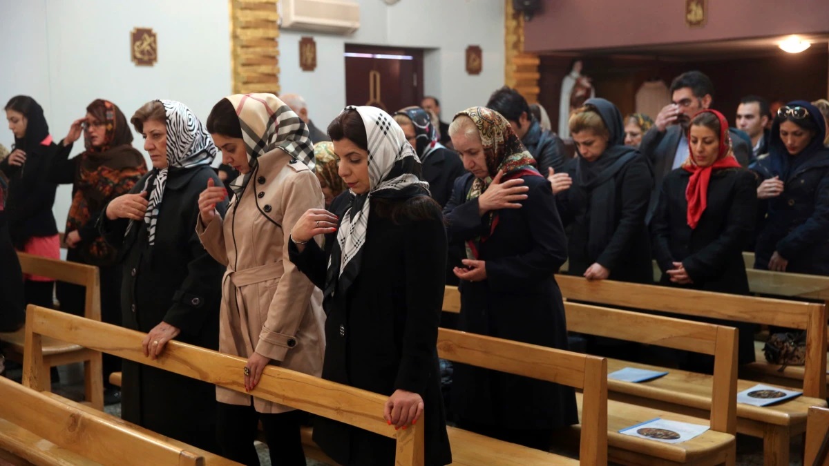 تبعیض سیستماتیک علیه اقلیت‌های مذهبی در جامعه ایران